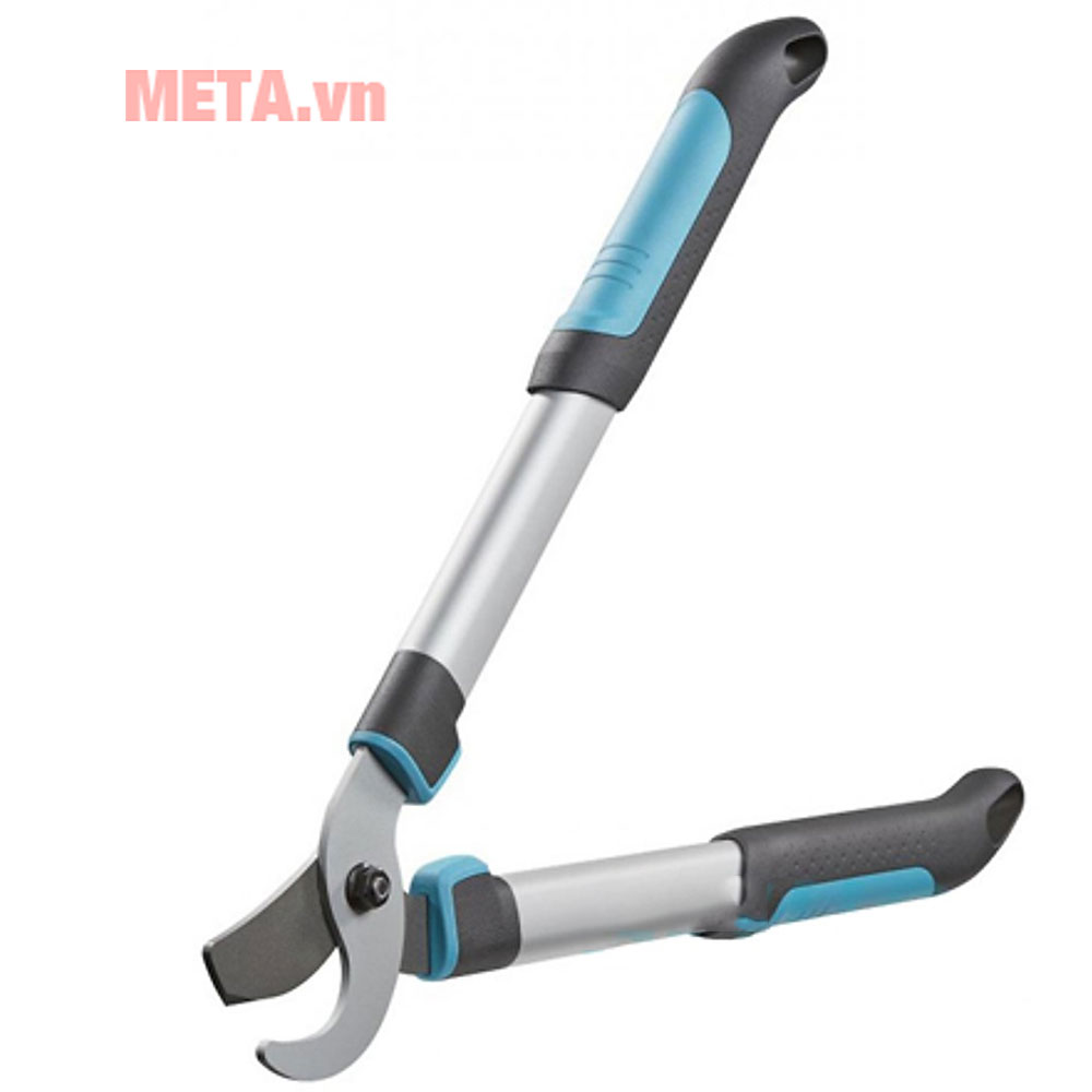 Kéo cắt cành cây cao giúp thực hiện công việc đơn giản hơn