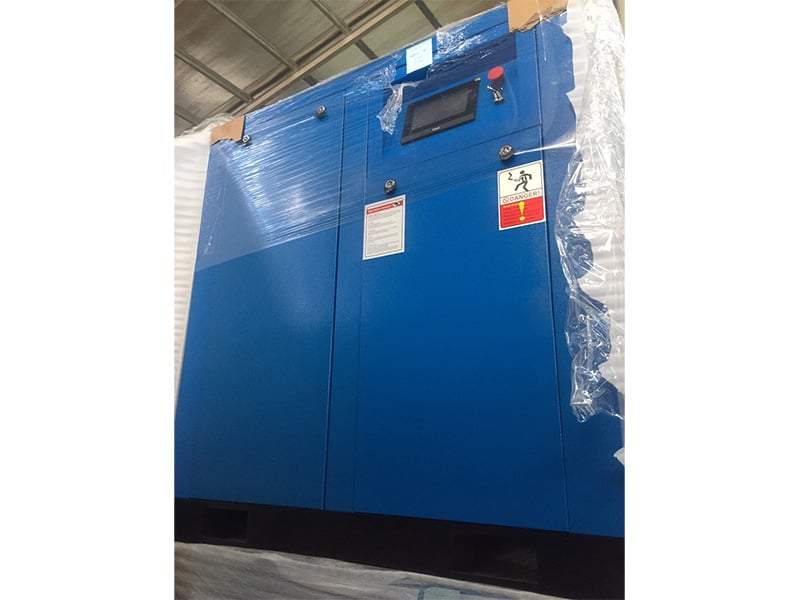 Pegasus TMBT50HP có màn hình hiển thị thông số