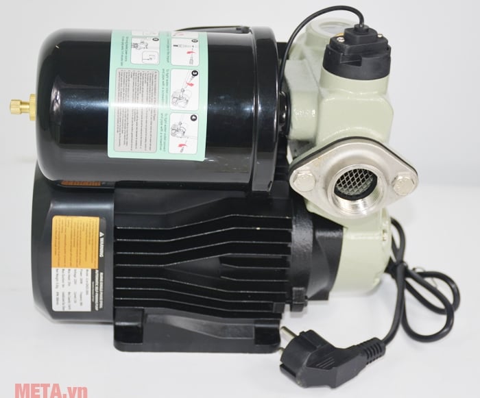 Máy bơm nước tăng áp tự động JLM 60-200A (JLM-GN25-200A) vận hành với công suất 200W