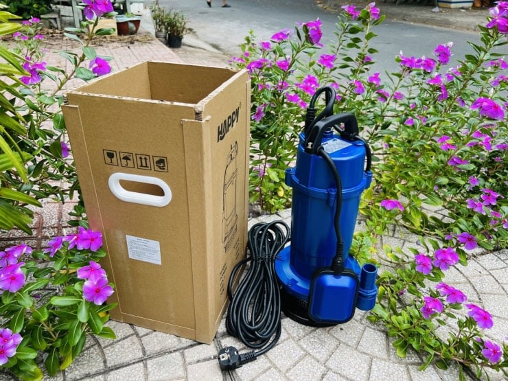 Máy bơm chìm Happy có trục bơm bằng inox 304