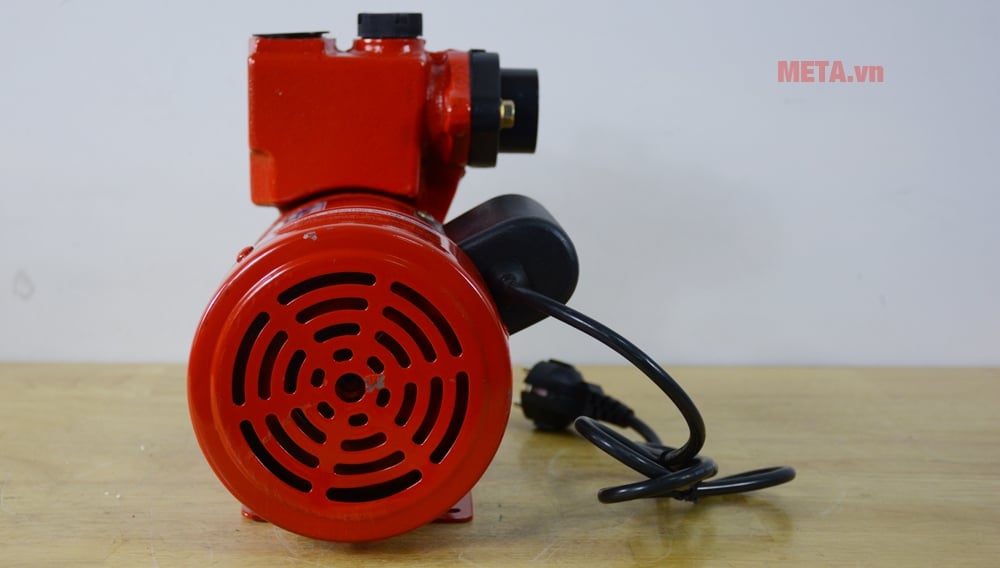 Thiết kế chắc chắn, vỏ ngoài sơn tĩnh điện