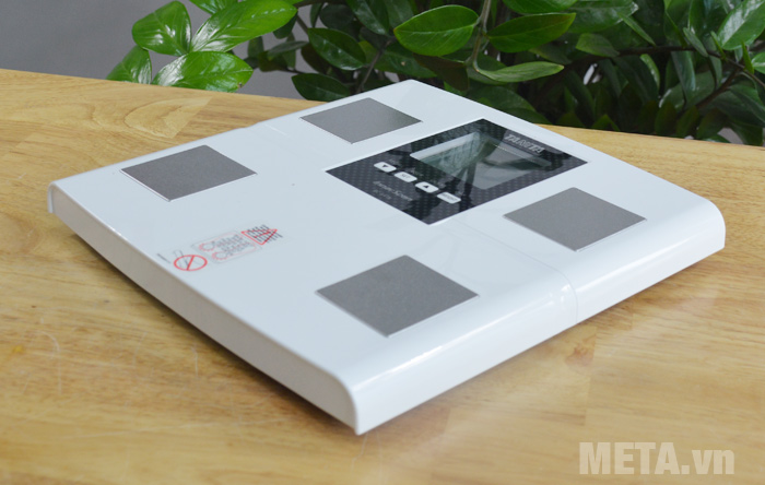 Tanita BC-541N có chất liệu cao cấp