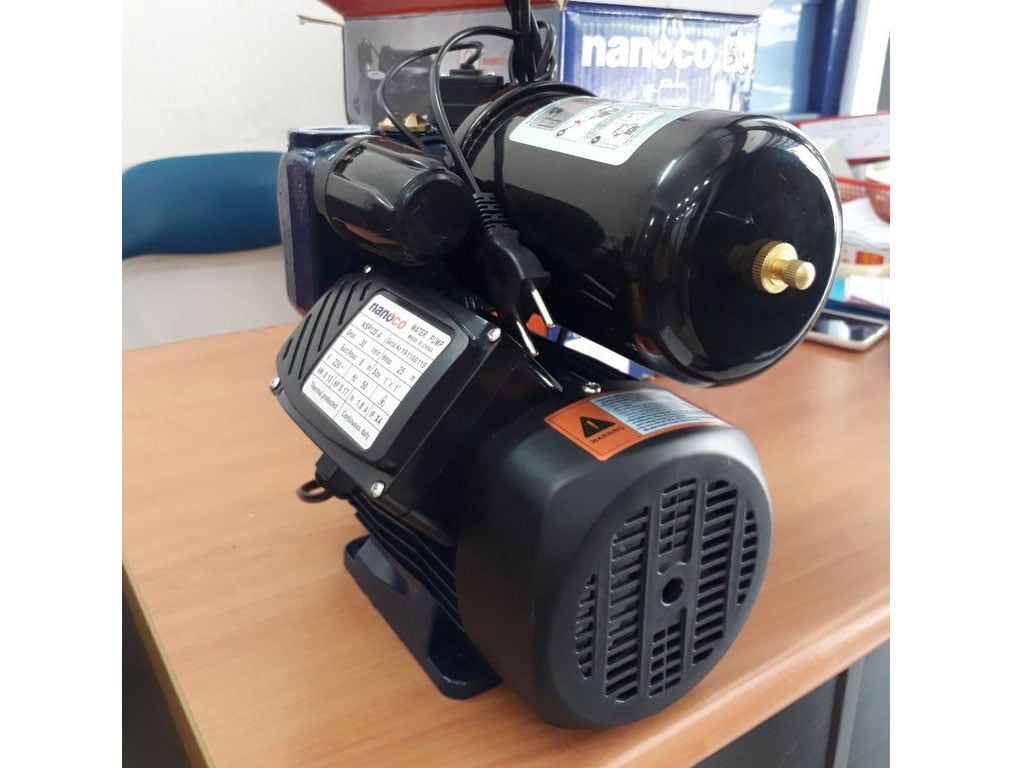 Máy có quạt tản nhiệt