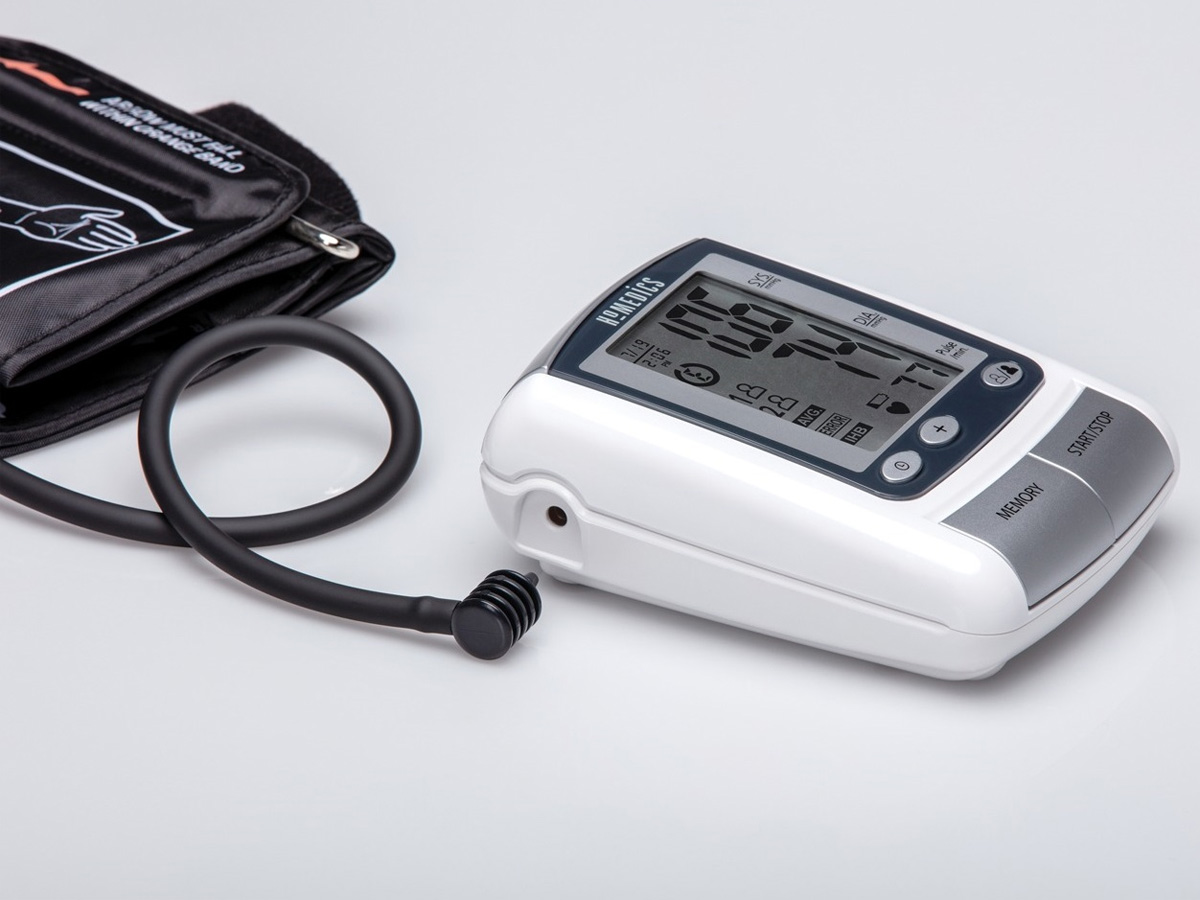 Máy đo huyết áp HoMedics BPA065 có thao tác sử dụng dễ dàng