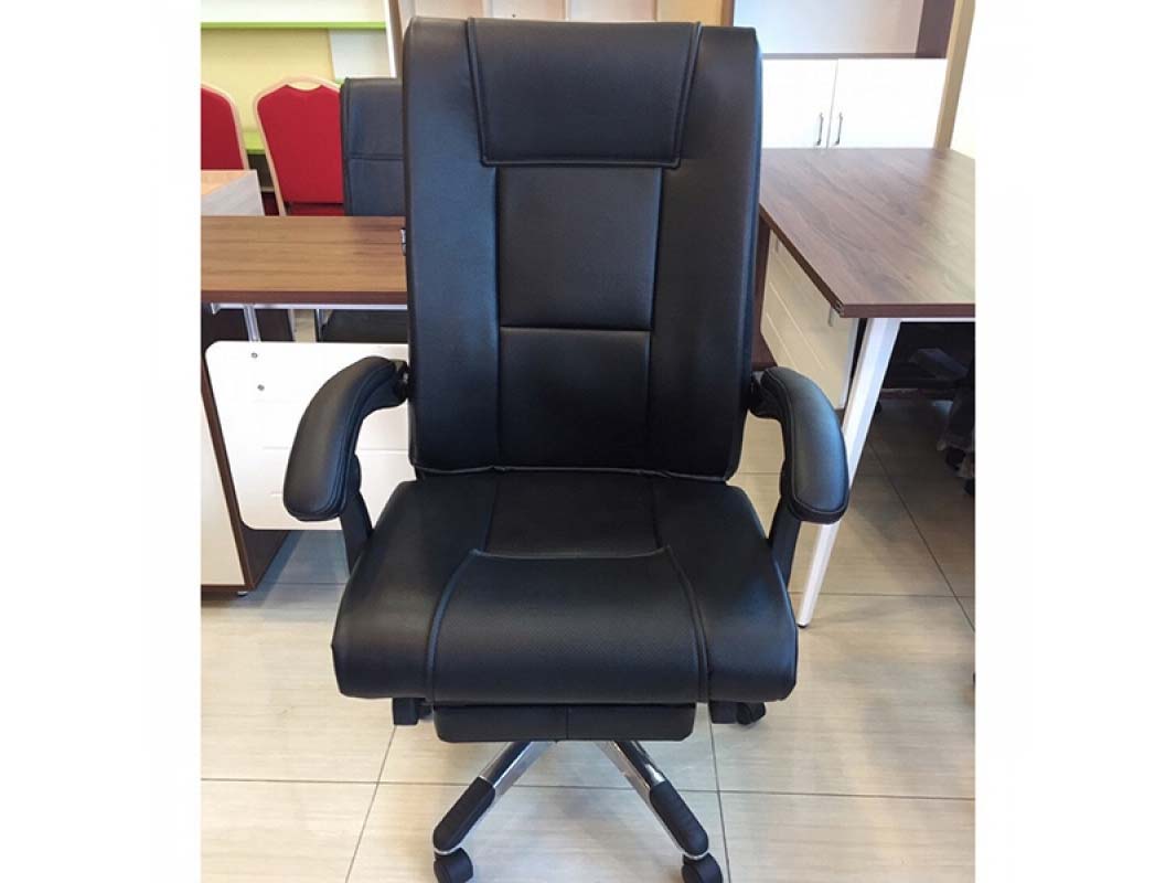 Ghế giám đốc được bọc da đệm ngồi và tựa lưng