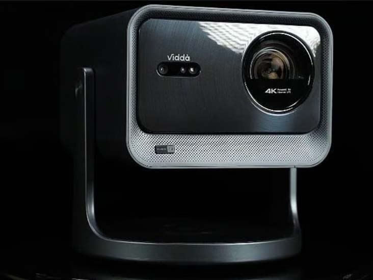 Vidda C2 Pro 4K có chân giá đỡ