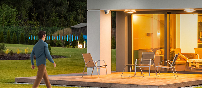 Ezviz H4 trang bị micro kép