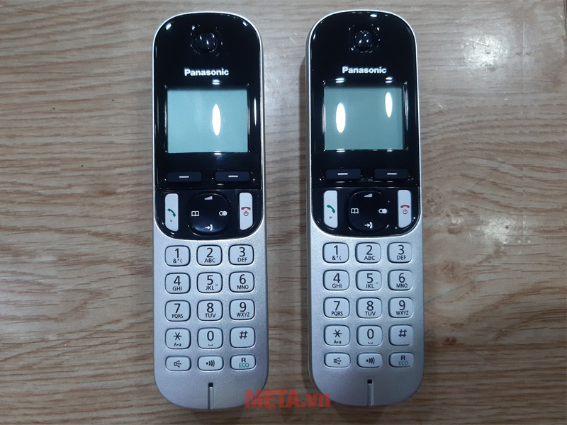 Màn hình hiển thị rõ, các phím bấm to