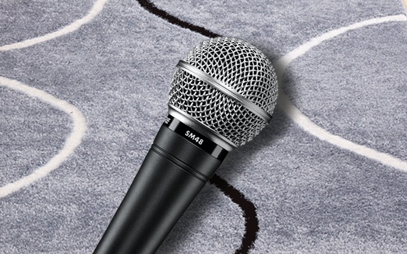 Shure SM48 giảm âm thanh phản hồi tốt