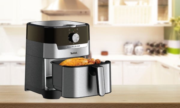 nồi chiên không dầu Tefal EY501D15 được làm từ những chất liệu bền bỉ, chất lượng