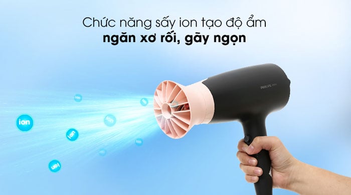 Philips BHD350/10 có khả năng tạo ion giúp chăm sóc tóc hiệu quả