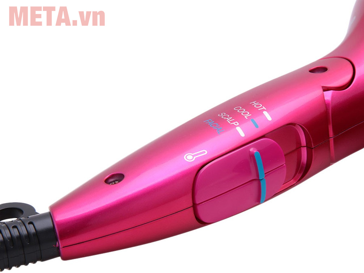 Máy có chế độ sấy nóng, ẩm, mát và sấy tiêu chuẩn