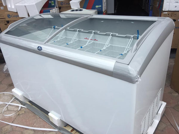 Tủ đông Sanden SNC-0515 được thiết kế theo phong cách tối giản nhưng không kém phần sang trọng