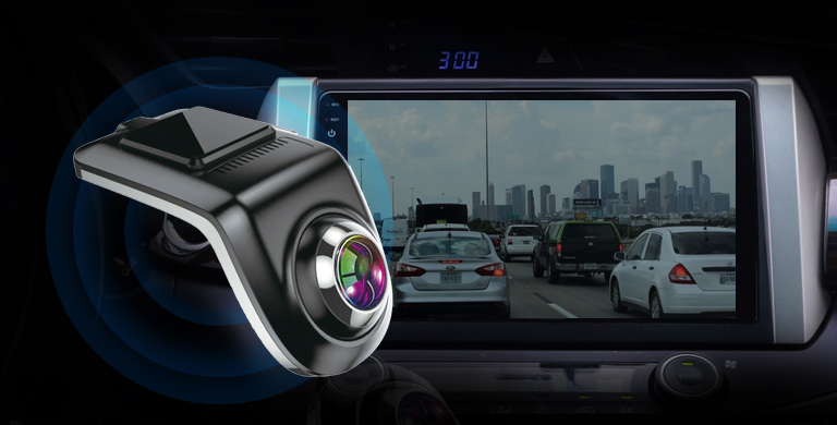 Camera trang bị cổng usb để kết nối với màn hình của xe