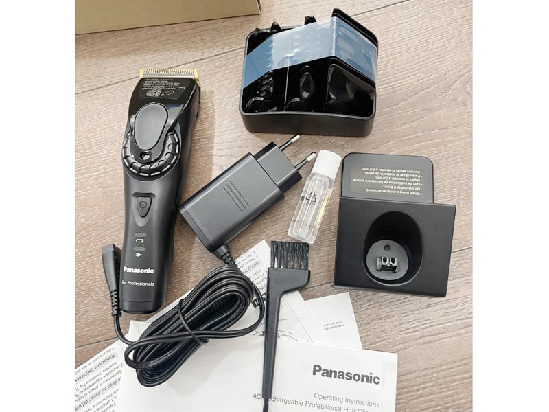 Panasonic ER-GP80-K751 kèm đế sạc