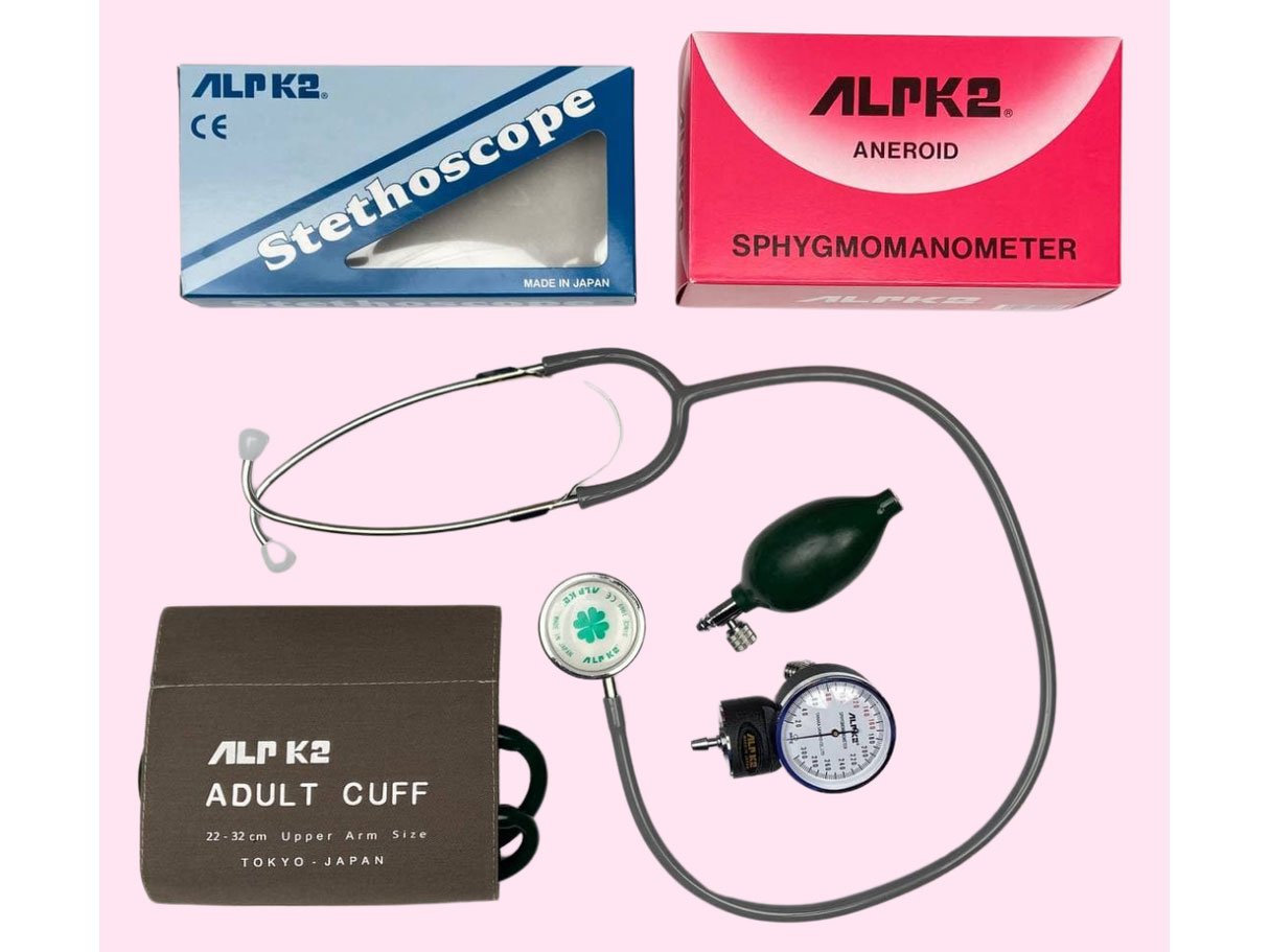 Máy đo huyết áp thiết kế mặt đồng hồ làm từ mặt kính