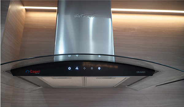 Máy sử dụng bảng điều khiển cảm ứng