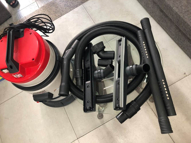 Phụ kiện đi kèm máy hút bụi Typhoon