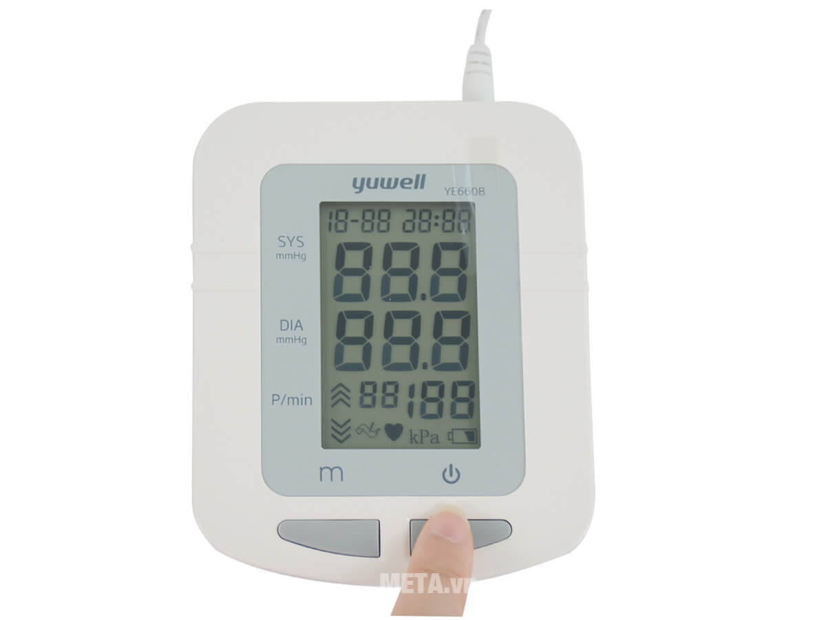 Máy đo huyết áp Yuwell YE660B có màn hình LCD