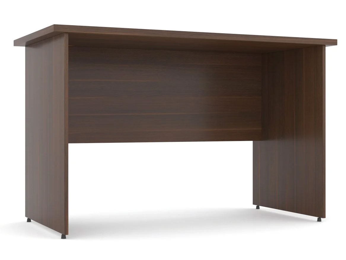 Bàn làm từ gỗ chắc chắn