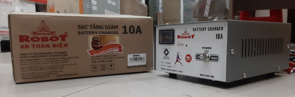 Máy sạc tăng giảm ắc quy Robot 10A Classy có dòng hàn 10A