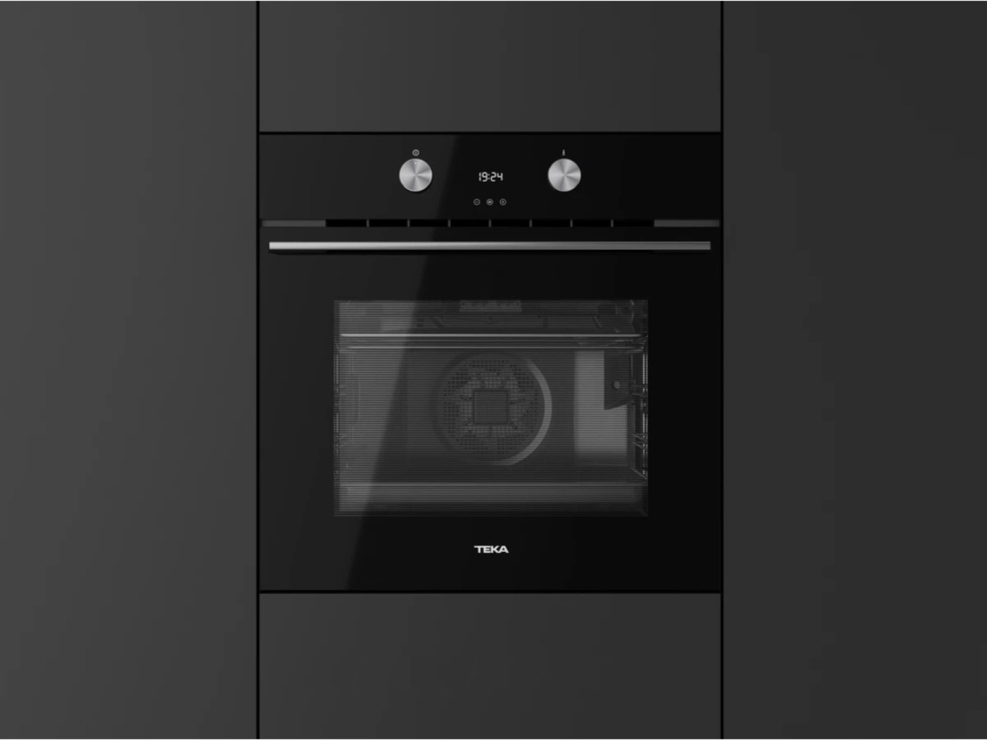 HLB 8415 BK tiết kiệm điện năng