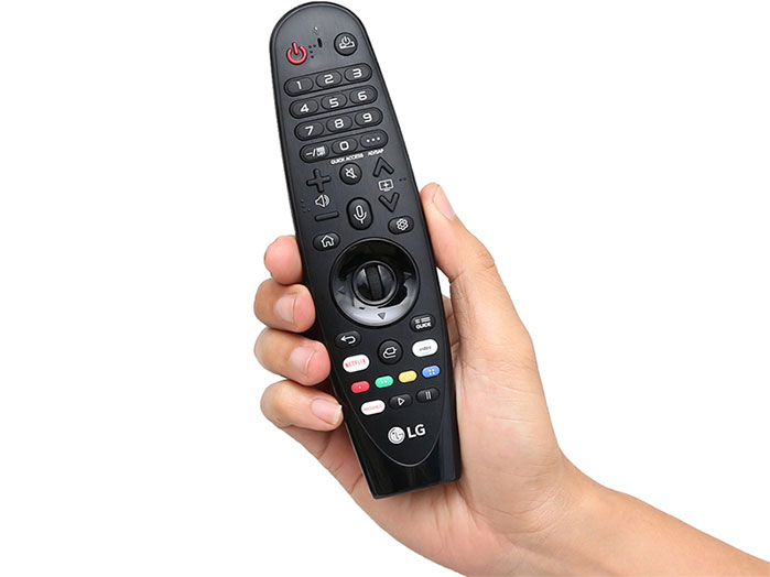 Smart Tivi LG 65CXPTA đi kèm remote thông minh