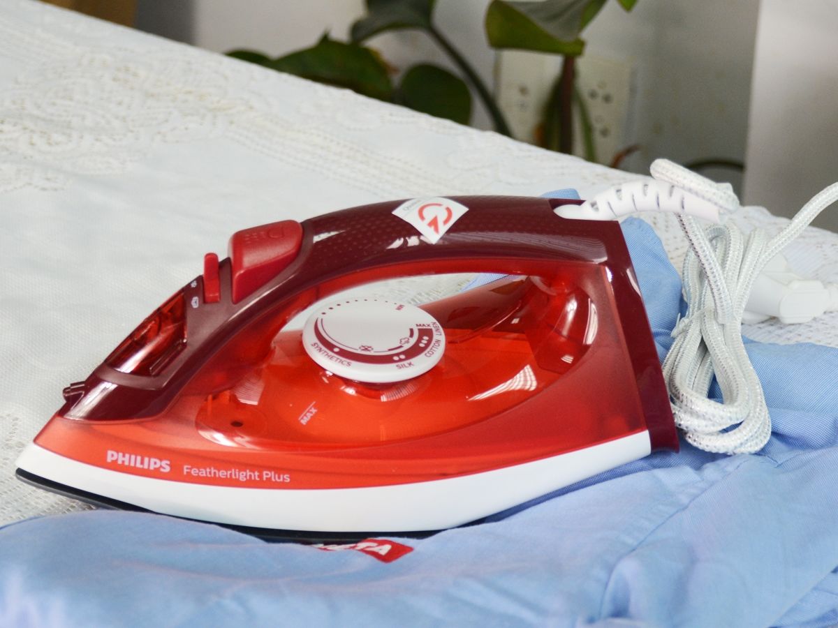 Chiếc máy nhỏ gọn, tiện dụng có thể cho vào vali và mang theo.