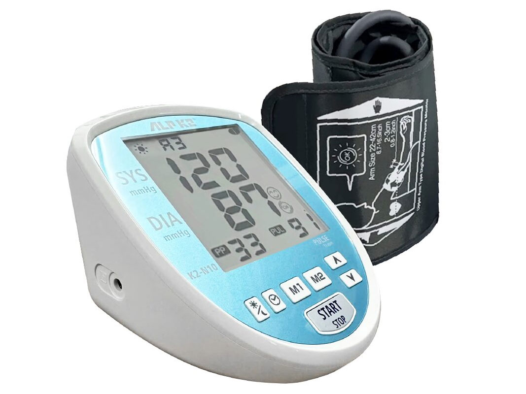 Máy đo huyết áp có màn hình LCD cỡ lớn