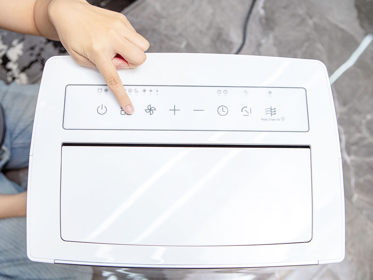 Máy lọc không khí D6S-30L có điều khiển cảm ứng