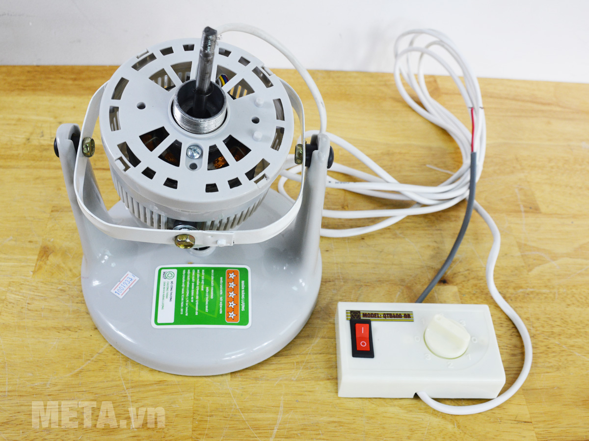 Quạt đảo trần Vinawind sải cánh 400-ĐB dùng điện 220V
