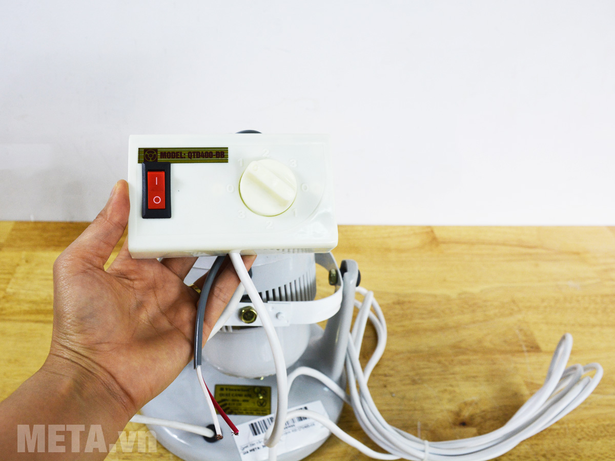 Quạt đảo trần Vinawind sải cánh 400-ĐB có 3 tốc độ