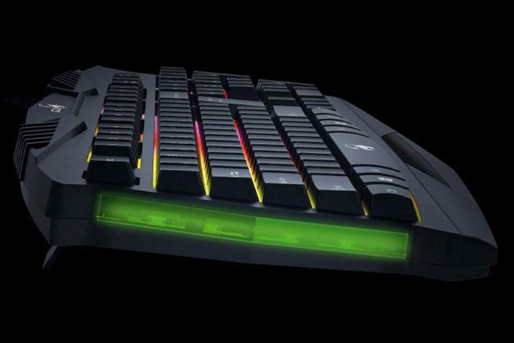Genius Scorpion K220 có đèn nền Led 7 màu