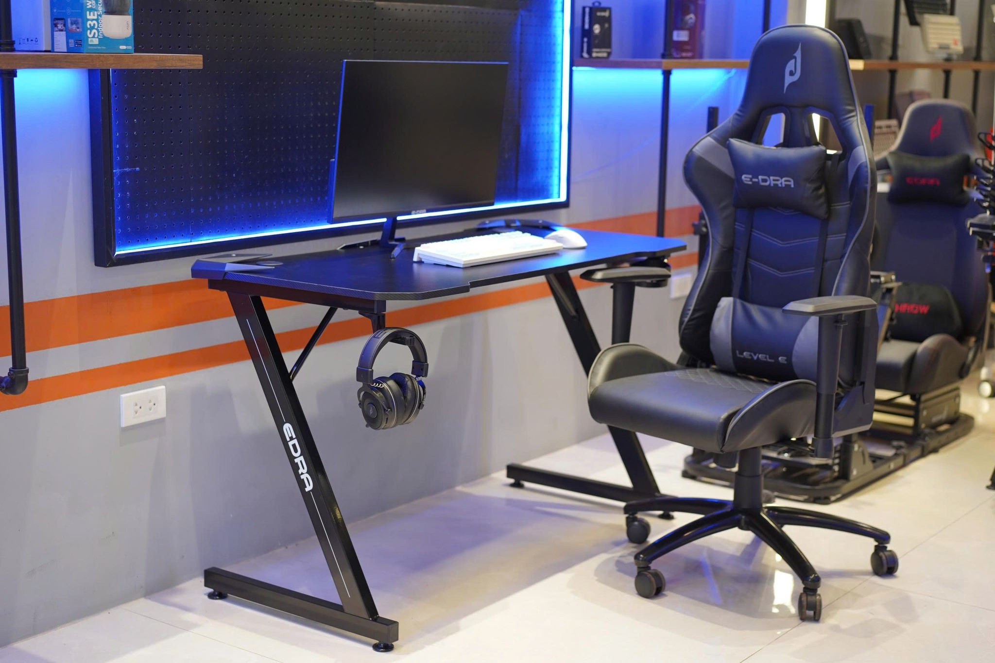 Thiết kế tối giản, chuẩn phong cách game thủ
