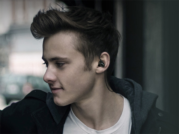 Tai nghe bluetooth Cowon EH3 BT có thiết kế công thái học